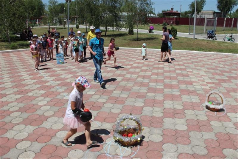  В грозненском соединении Росгвардии состоялось праздничное мероприятие, посвященное Дню защиты детей