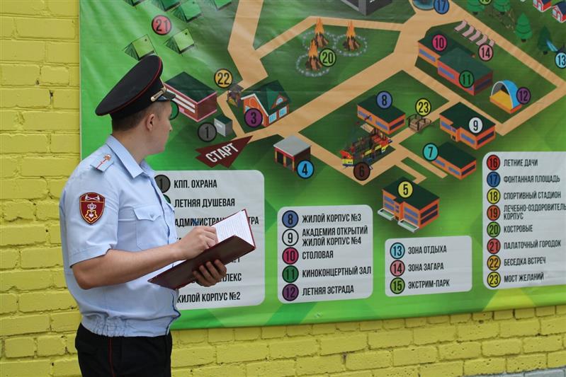 Сотрудники вневедомственной охраны проверили защищенность детских оздоровительных лагерей в Оренбуржье 
