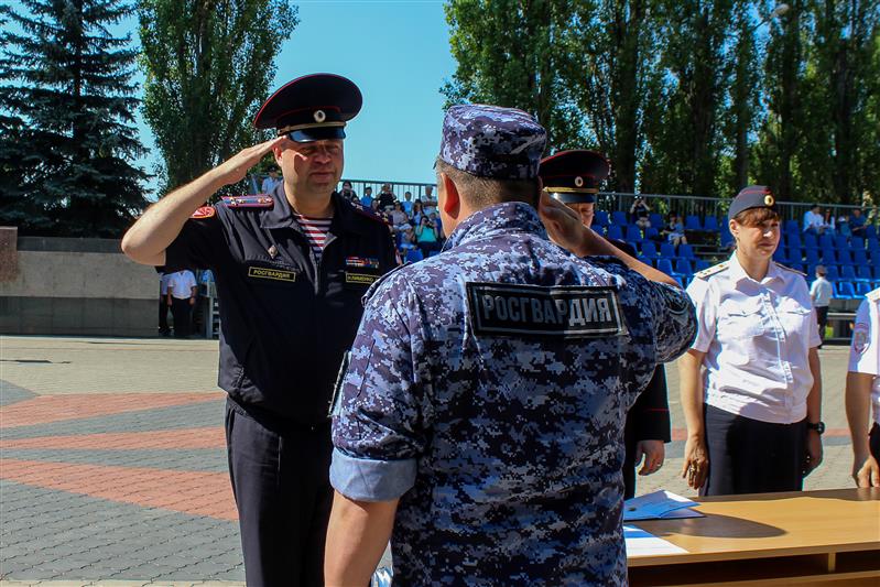 Сотрудники Росгвардии завершили обучение в Воронежском институте МВД России