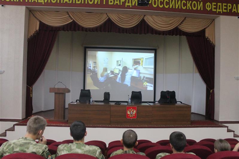 Кадеты росгвардейского учебного центра «Ратник» прошли стажировку в богородской бригаде войск национальной гвардии