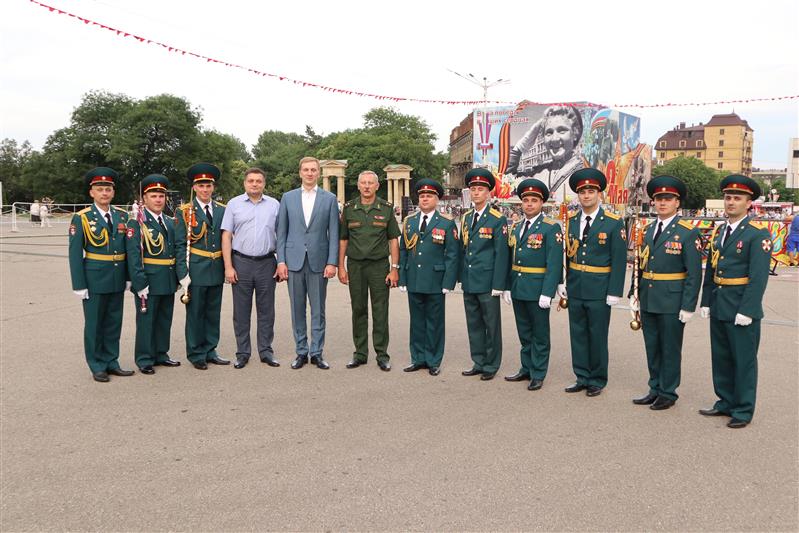 В Ессентуках состоялось закрытие фестиваля военных оркестров Росгвардии (фото, видео)