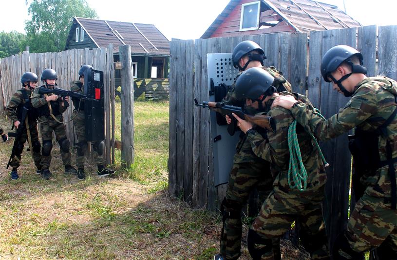 Кадеты росгвардейского учебного центра «Ратник» прошли стажировку в богородской бригаде войск национальной гвардии