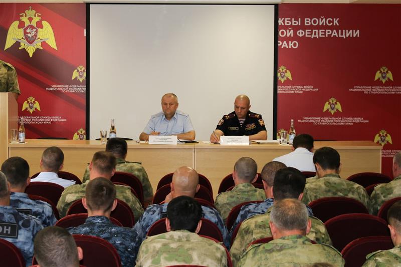 Подведены итоги служебной деятельности подразделений ставропольского  краевого управления Росгвардии за первое полугодие