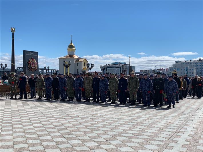 На Ямале росгвардейцы приняли участие в мероприятиях, посвященных Дню Памяти и скорби