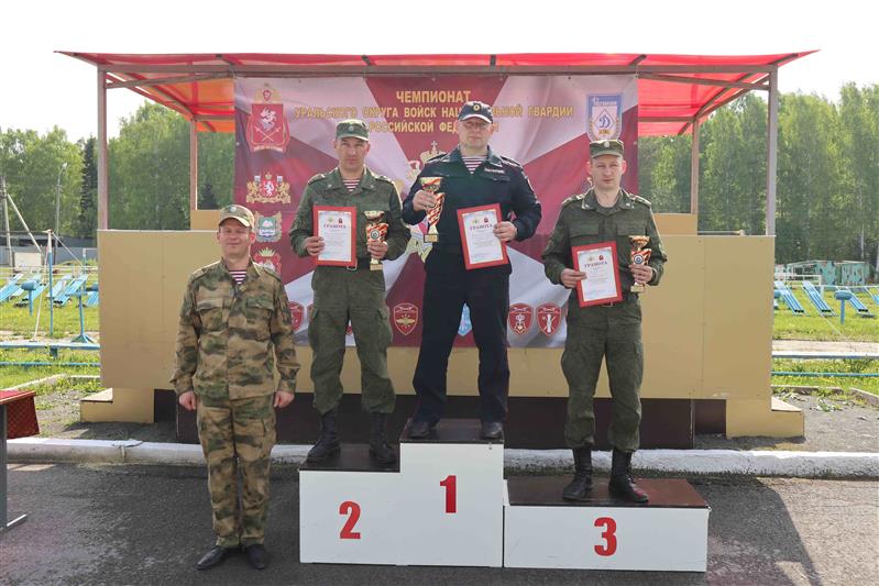 В Екатеринбурге завершился чемпионат Уральского округа Росгвардии по стрельбе из боевого ручного стрелкового оружия 