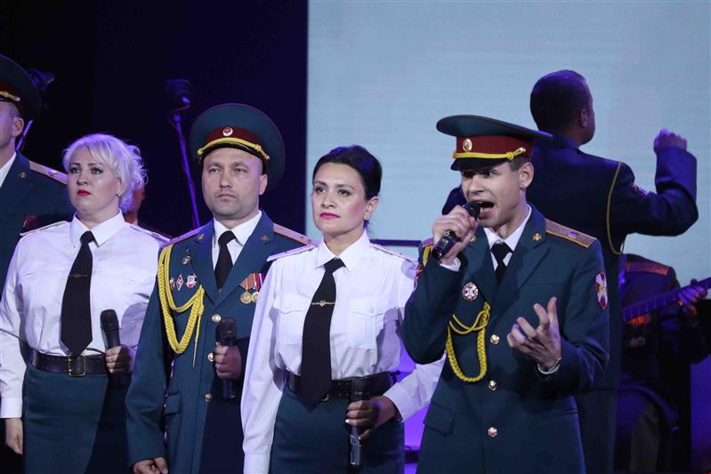 Завершился второй конкурсный день фестиваля ансамблей песни и пляски Росгвардии в Екатеринбурге (фото)