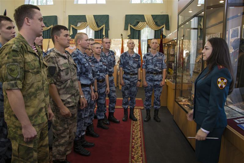 В дивизии имени Ф.Э. Дзержинского тепло проводили в запас военнослужащих по призыву