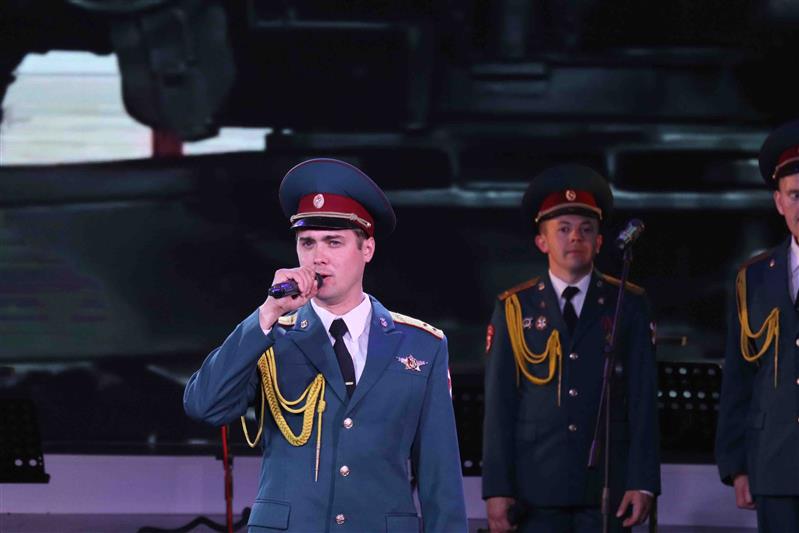 Завершился второй конкурсный день фестиваля ансамблей песни и пляски Росгвардии в Екатеринбурге (фото)