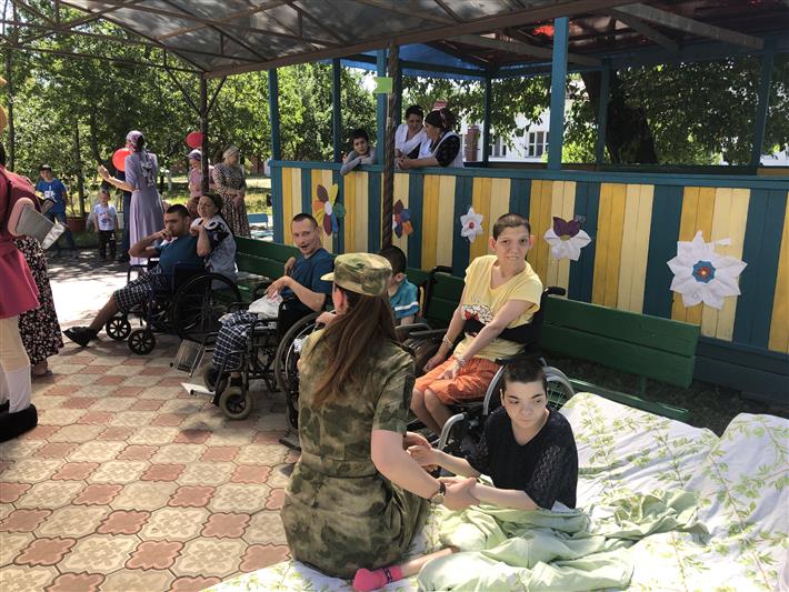 Росгвардейцы Ингушетии навестили воспитанников детского дома 