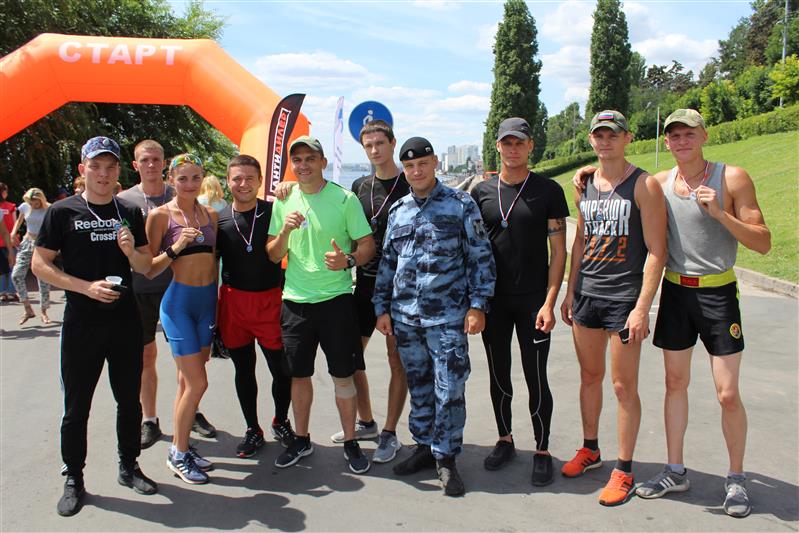 Саратовские росгвардейцы приняли участие в легкоатлетическом пробеге в рамках акции «Россия без наркотиков»