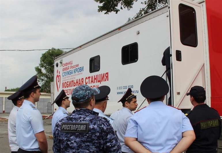 Росгвардейцы Северной Осетии присоединились к акции добровольной сдачи крови 