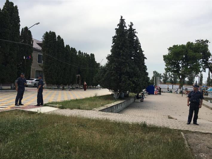 В Дагестане в День России росгвардейцы обеспечили правопорядок во время народных гуляний