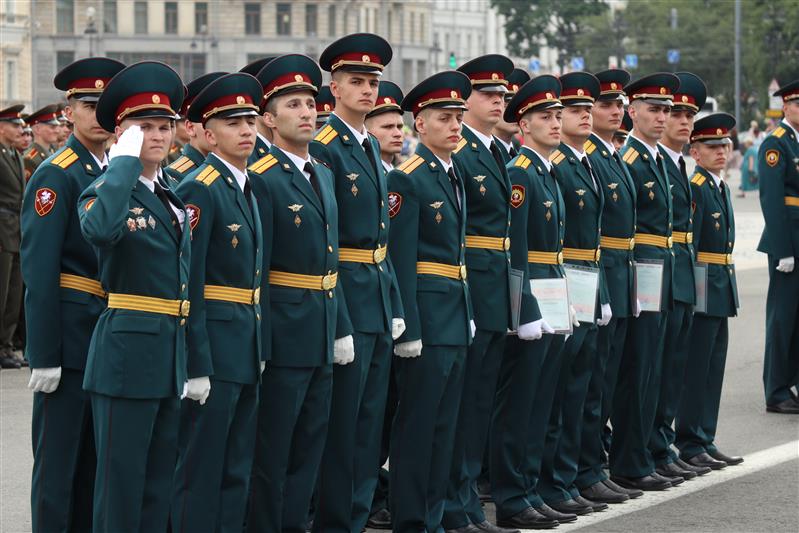 В Санкт-Петербурге состоялся выпуск офицеров Росгвардии (видео)