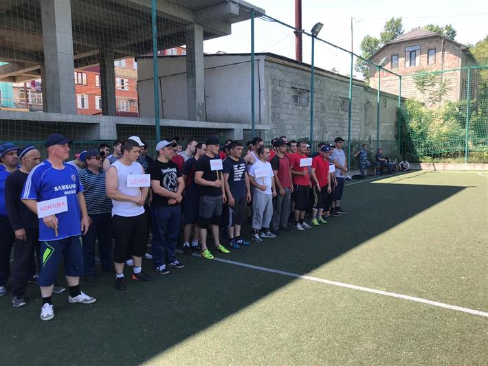 В Буйнакске прошел турнир по мини-футболу памяти погибшего сотрудника вневедомственной охраны
