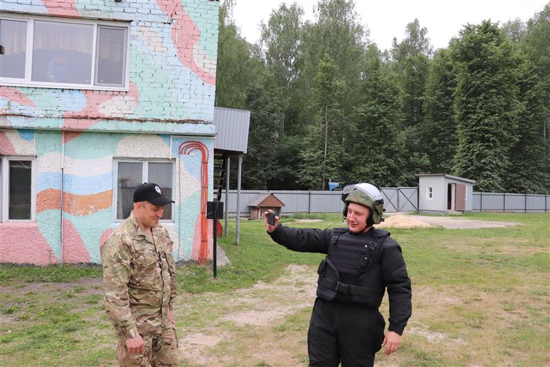 Блогер из Марий Эл попробовал себя в роли спецназовца-росгвардейца (фото) 