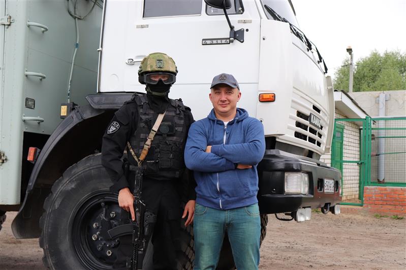 Блогер из Марий Эл попробовал себя в роли спецназовца-росгвардейца (фото) 