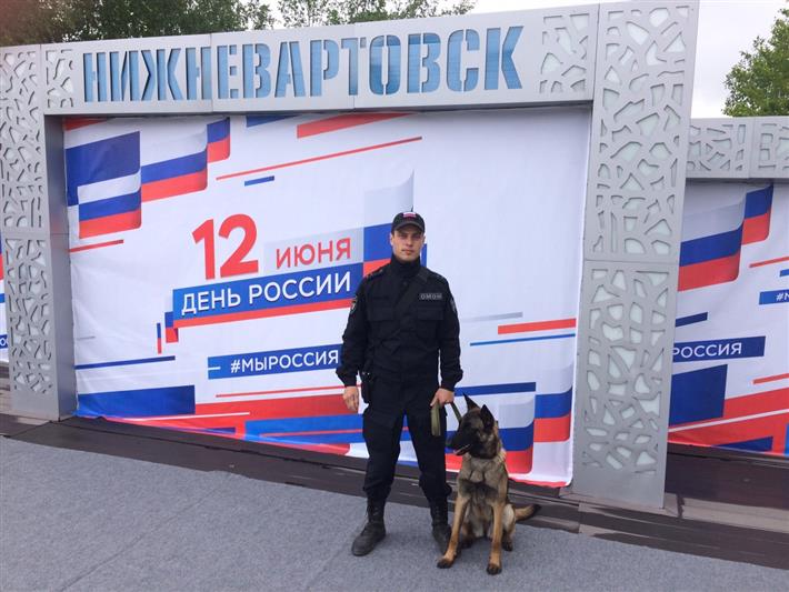 Росгвардия обеспечивает безопасность празднования Дня России в Югре