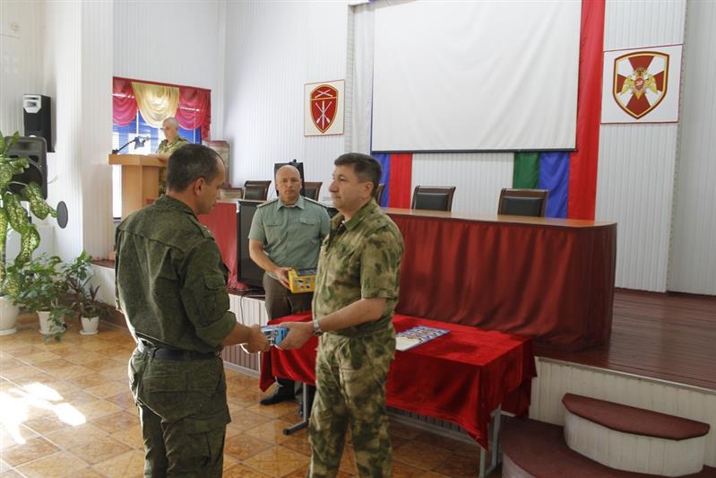 Дагестанские росгвардейцы провели праздничные мероприятия ко Дню России