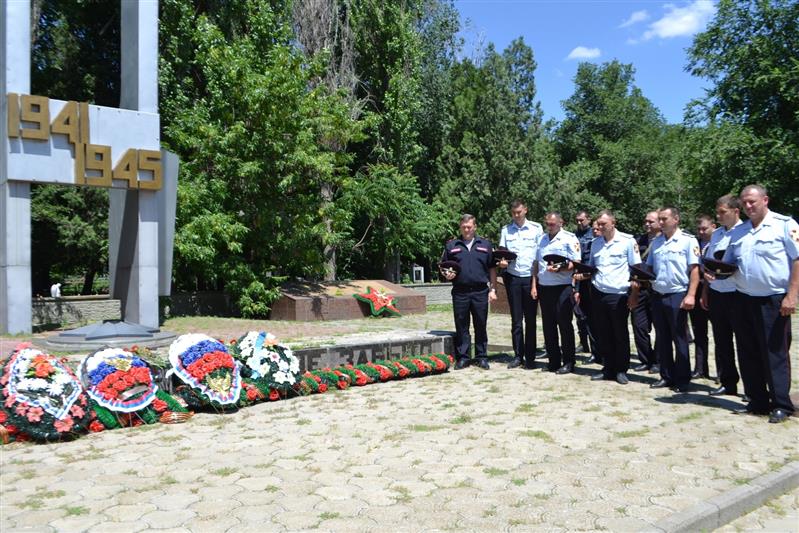 Донские росгвардейцы провели патриотические мероприятия, приуроченные ко Дню памяти и скорби 