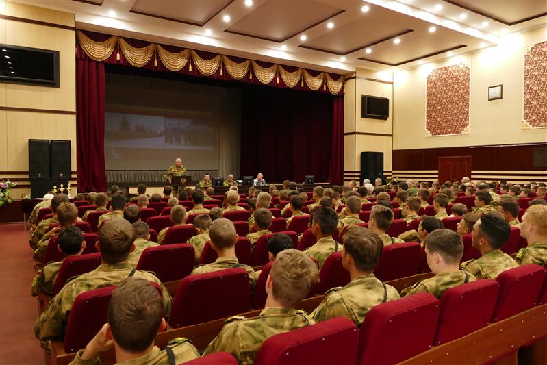 В Подмосковье прошли полевые сборы воспитанников Московского президентского кадетского училища Росгвардии