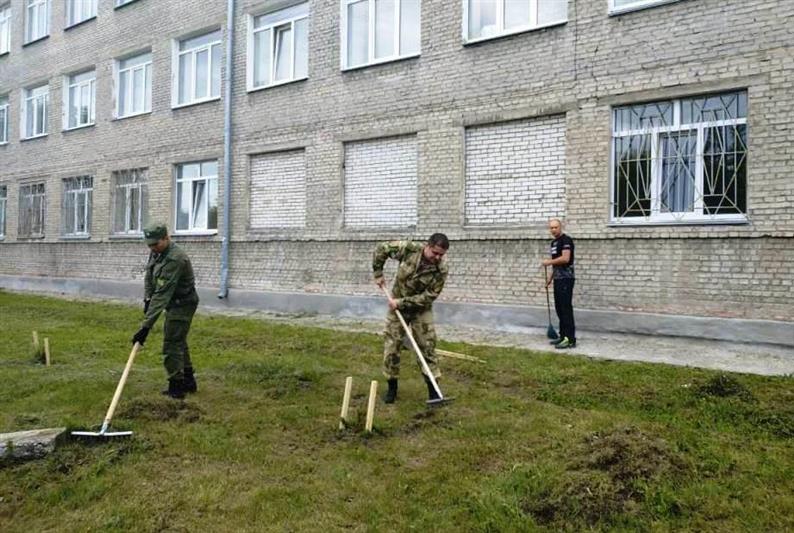 Курганские росгвардейцы присоединились к благоустройству города