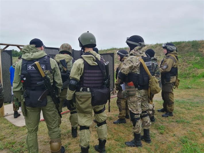 В Омске впервые проводится турнир по стрельбе памяти погибшего сотрудника СОБР «Каскад» Алексея Юрьева