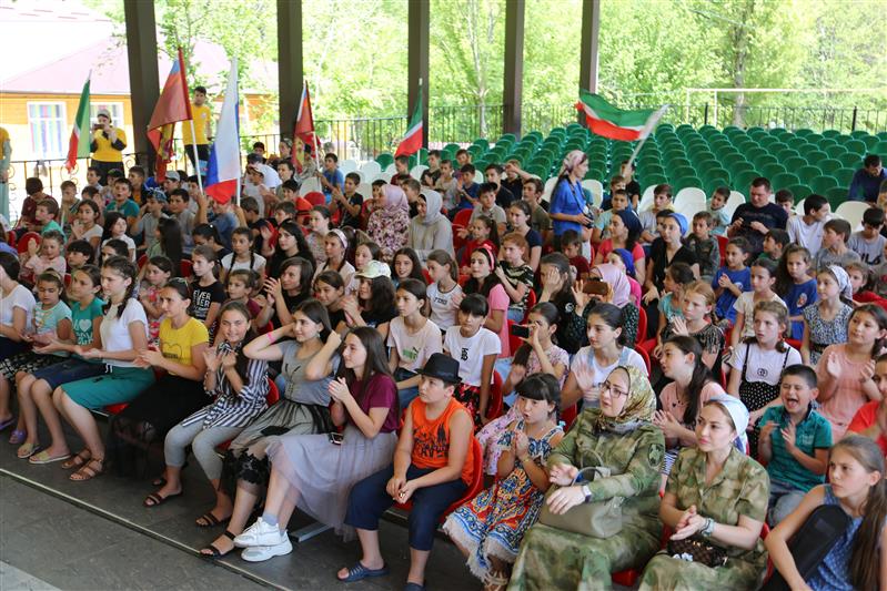 Акция Росгвардии «Прокачай лето» проведена для детей погибших правоохранителей в Чеченской Республике (фото, видео)