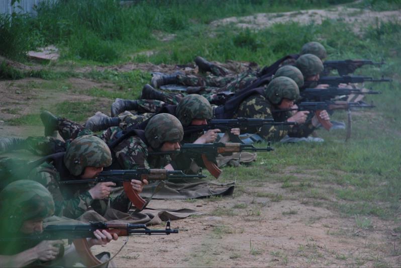 Столичные СОБР и ОМОН завершили полевой выход