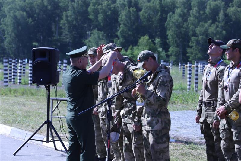 В Сибирском округе Росгвардии завершился первый турнир по триатлону специального назначения