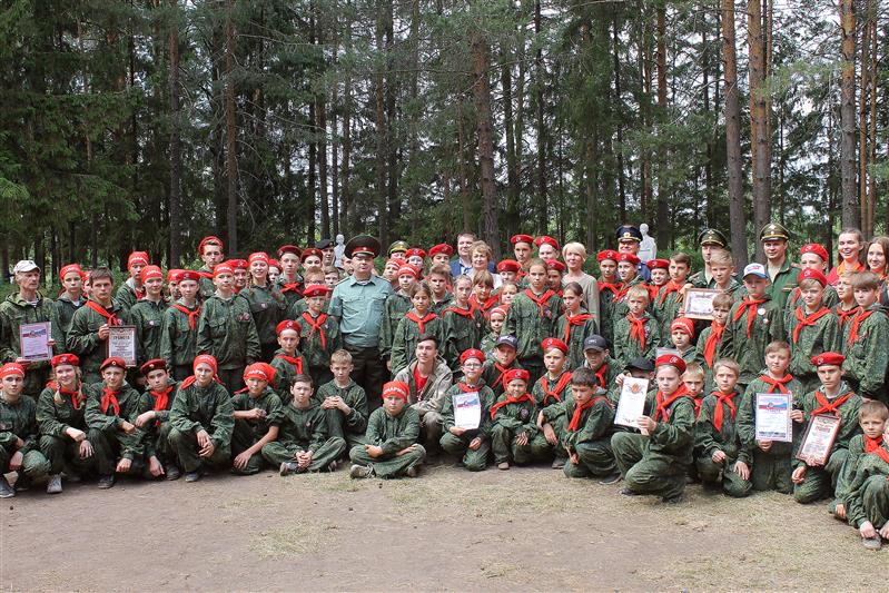 Росгвардейцы провели уроки мужества для участников лагерной смены «Юнармейское лето»