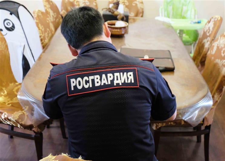 В Якутии при участии Росгвардии проведено масштабное мероприятие по проверке владельцев оружия 