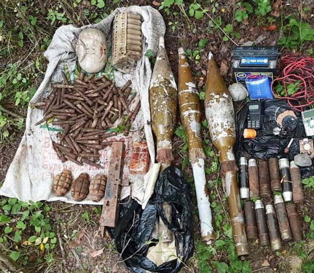 В  Чеченской Республике саперы Росгвардии обнаружили и уничтожили схрон с взрывоопасными предметами