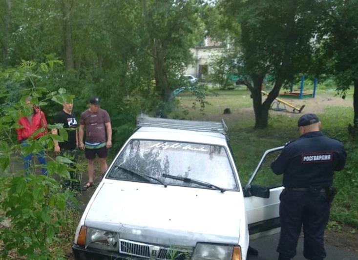 Нарядом вневедомственной охраны Росгвардии в Омске задержан нетрезвый водитель, допустивший наезд на 10-летнего мальчика 