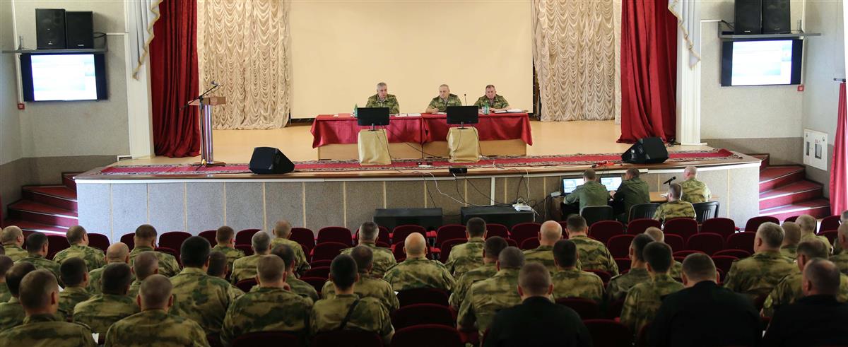 В Росгвардии проходит учебно-методический сбор с должностными лицами войск национальной гвардии Российской Федерации, отвечающими за организацию охраны важных государственных объектов и специальных грузов