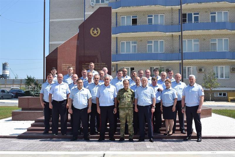 Подведены полугодовые итоги деятельности подразделений вневедомственной охраны, лицензионно-разрешительной работы и госконтроля на Северном Кавказе