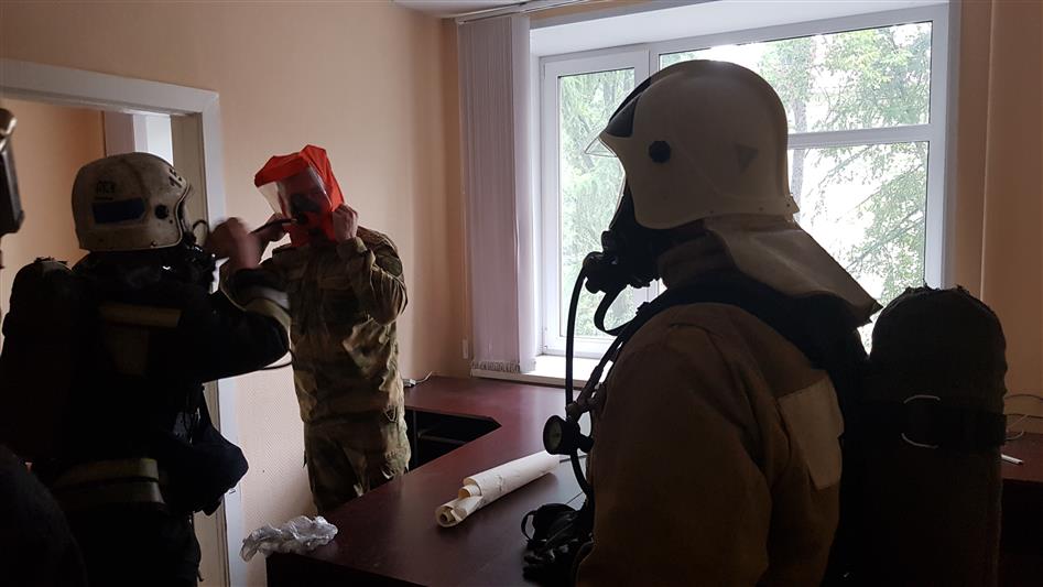 В Иванове сотрудники Росгвардии и МЧС провели совместные пожарно-тактические учения