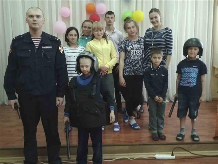 Мероприятия акции «Каникулы с Росгвардией» проведены для воспитанников детского дома в Кузбассе 
