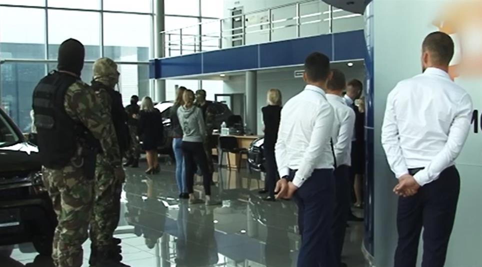 При содействии Росгвардии в Перми пресечена деятельность мошенников в сфере продажи автомобилей (видео)