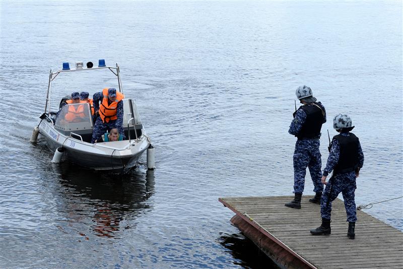 В ходе учения Росгвардии проверена система охраны объекта питьевого водоснабжения москвичей (видео)