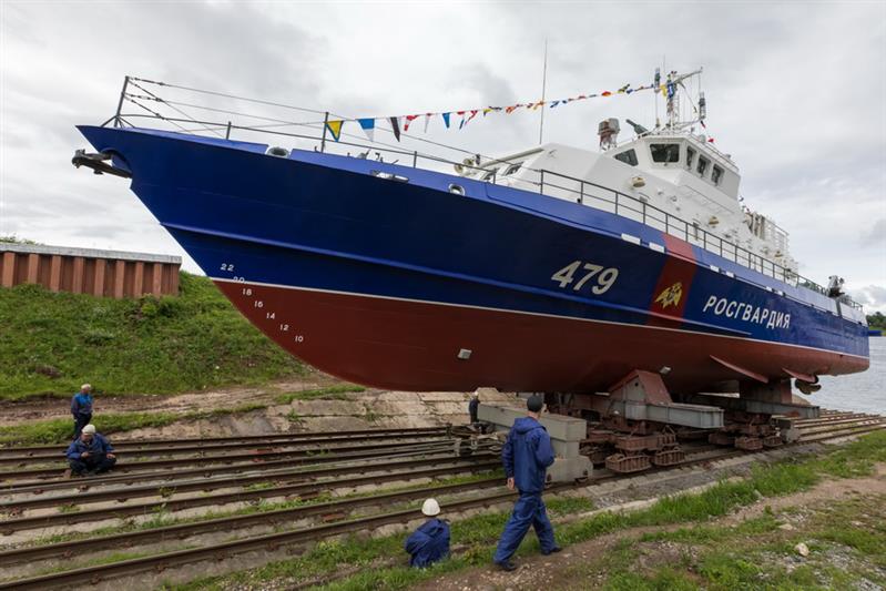 «Грачонок» спущен на воду