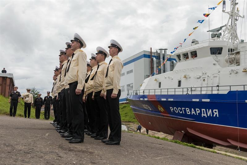 «Грачонок» спущен на воду