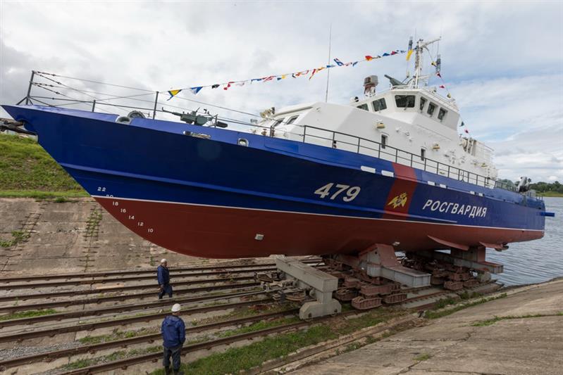 «Грачонок» спущен на воду