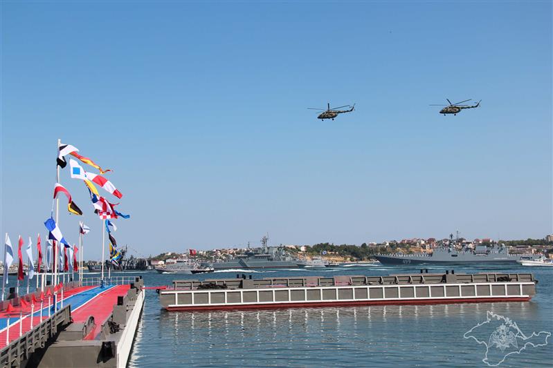 Крымские росгвардейцы обеспечили правопорядок во время проведения парада и праздничных мероприятий, посвященных Дню ВМФ России