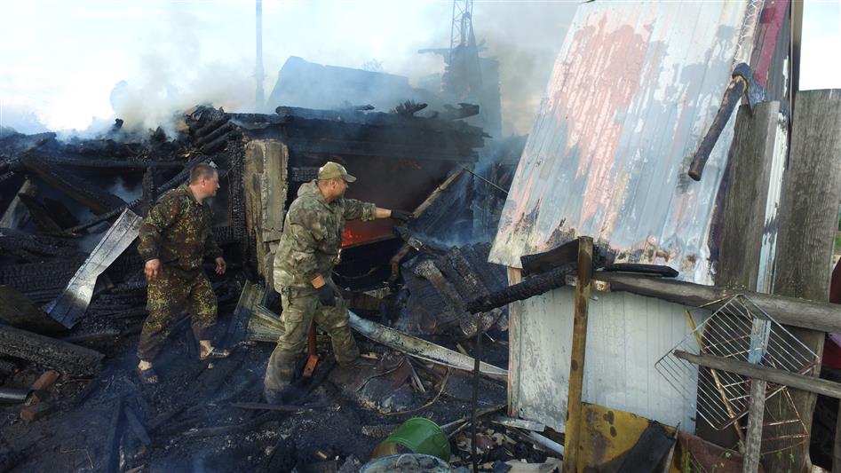 Военнослужащие Росгвардии предотвратили возгорание в частном секторе города Нижнеудинска Иркутской области