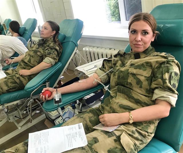 Военнослужащие Росгвардии в Амурской области приняли участие в сдаче донорской крови