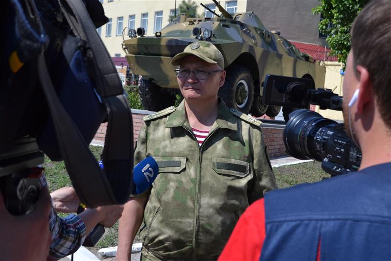 В Омске увековечили память Героя России генерал-майора Николая Скрыпника (видео)