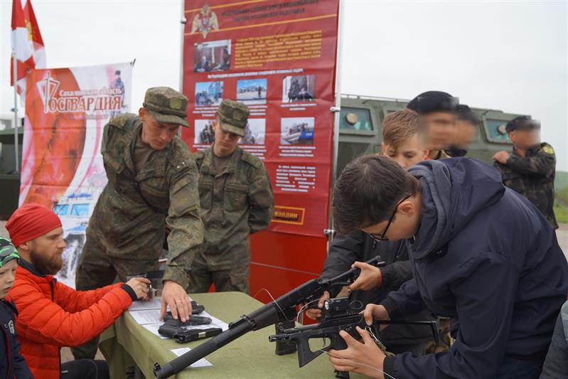 Росгвардейцы стали победителями экстремального забега  «Сахалинский рубеж»