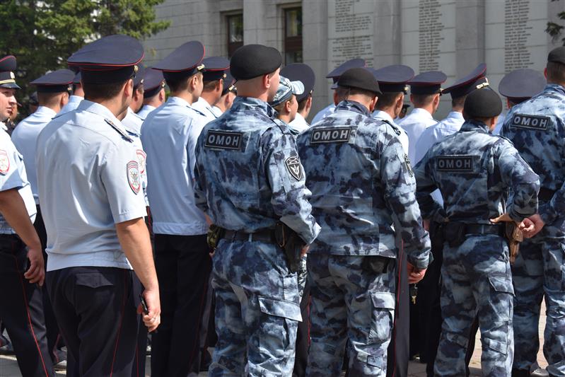 В Иркутской области сотрудники и военнослужащие Росгвардии во взаимодействии с полицейскими обеспечивают безопасное проведение международного ралли-марафона «Шелковый путь»