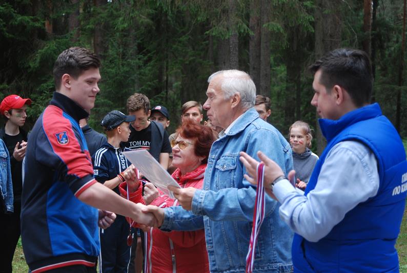 В Кировской области прошла военно-патриотическая игра «Зарница» памяти погибшего сотрудника ОМОН 
