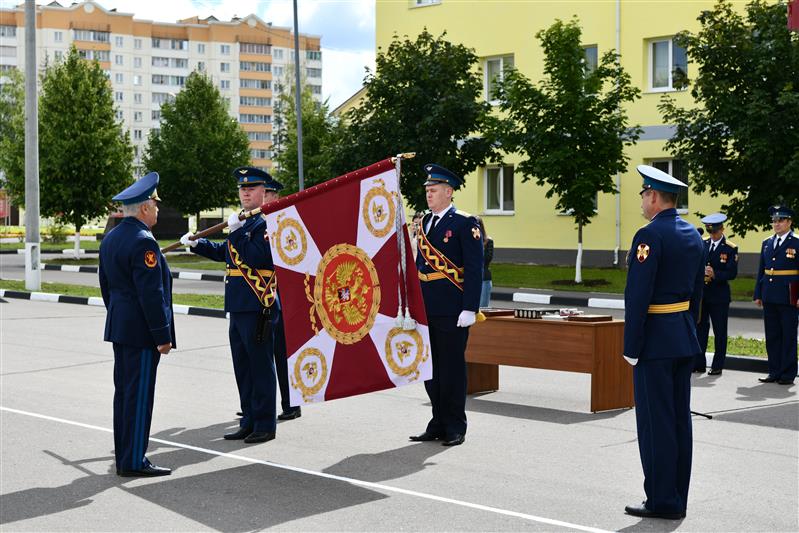 Смешанному авиационному полку Росгвардии вручили Боевое знамя 